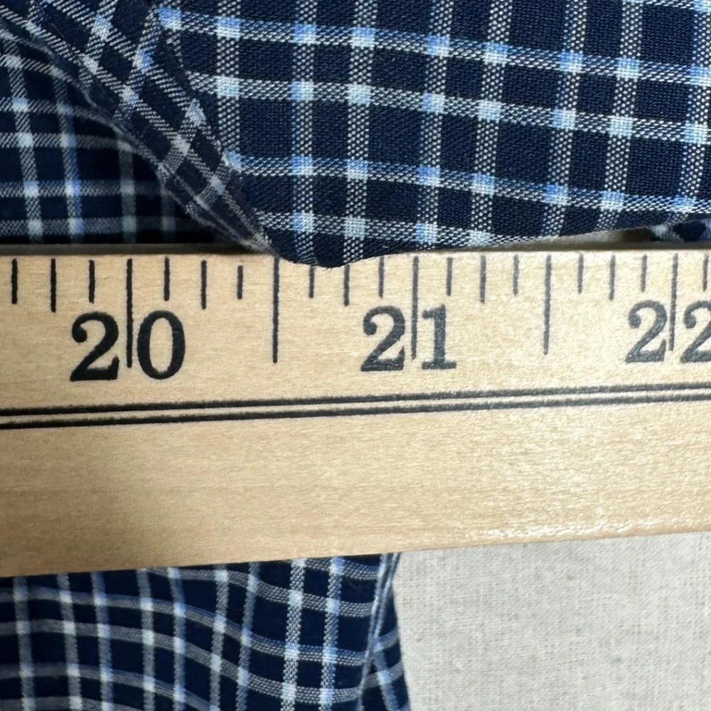 Banana‎ Republic Non Iron Plaid Cotton Button Down size Medium Blue